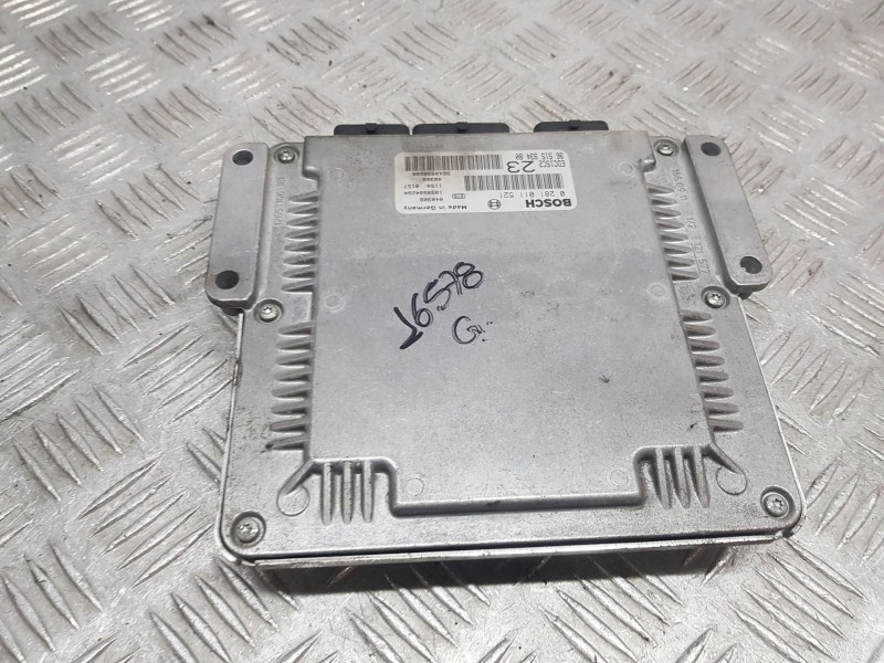 Recambio de centralita motor uce para citroën xsara picasso (n68) 2.0 hdi referencia OEM IAM 9651593480 BOSCH 0281011521