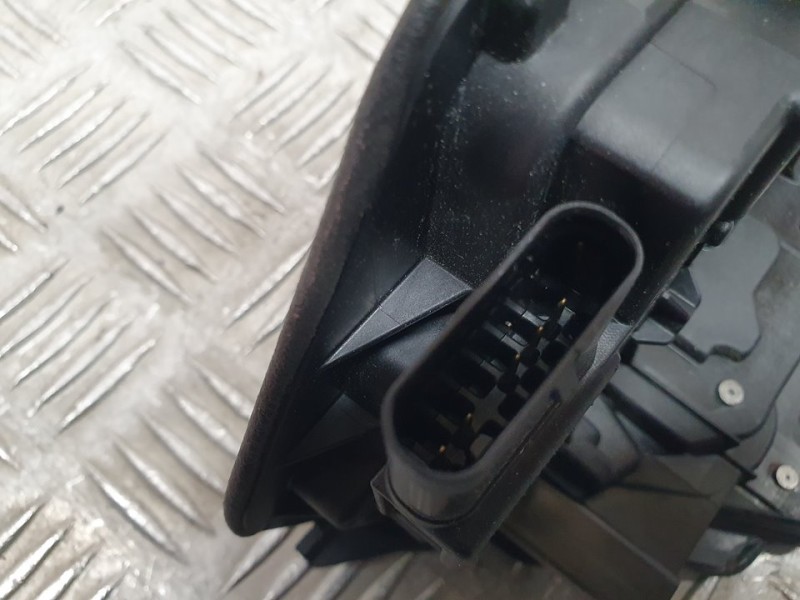 Recambio de cerradura puerta delantera derecha para bmw serie 2 gran coupe (f44) 220d aventage 4p referencia OEM IAM 795614207 1