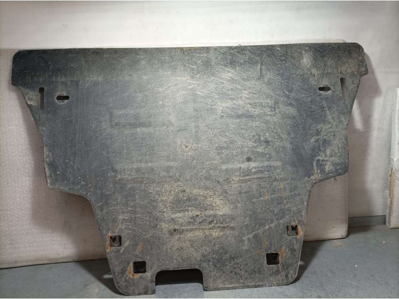 Recambio de cubrecarter para jeep renegade dawn of justice 4x2 referencia OEM IAM   DE CHAPA