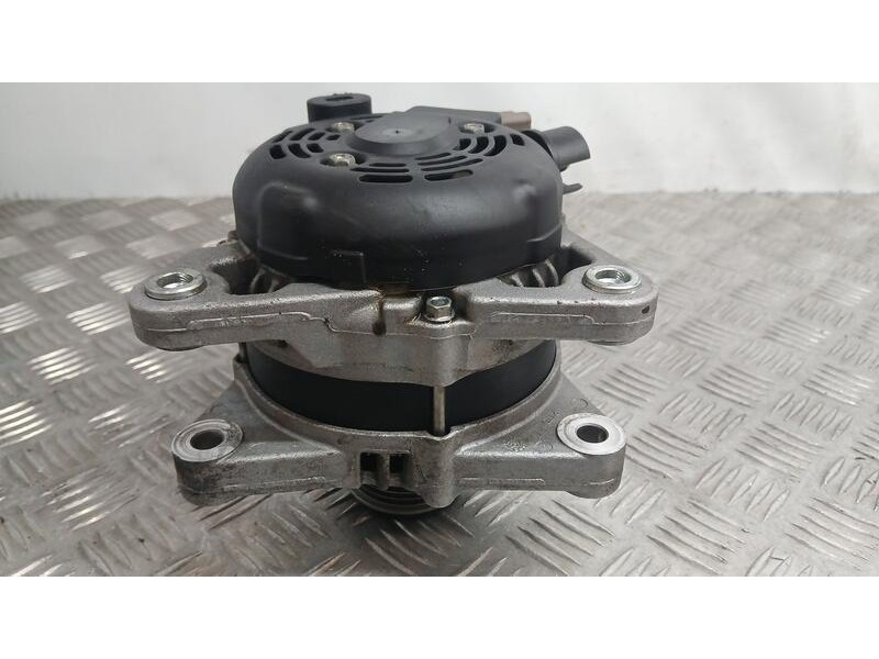 Recambio de alternador para peugeot 3008 active referencia OEM IAM 9820893880 DENSO 1042119580