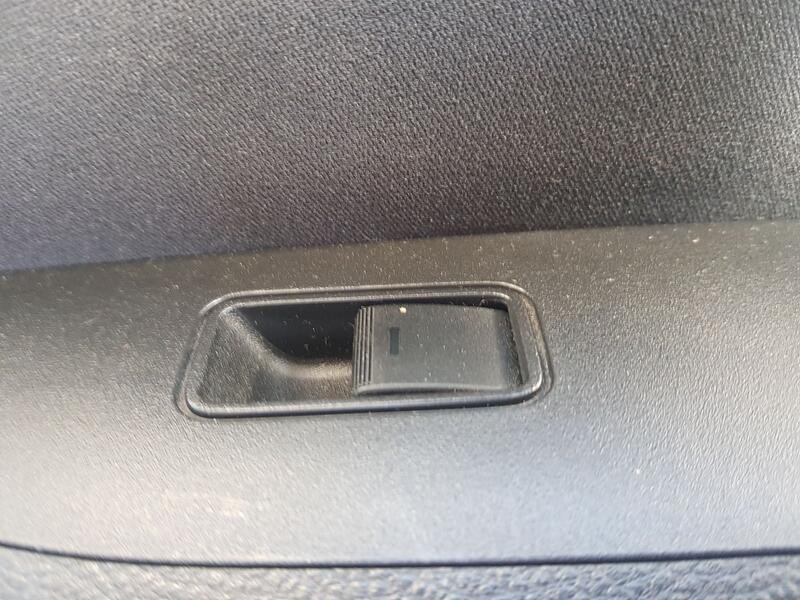 Recambio de mando elevalunas trasero derecho para mazda 6 sedán (gh) 1.8 mzr referencia OEM IAM GDK466380A  