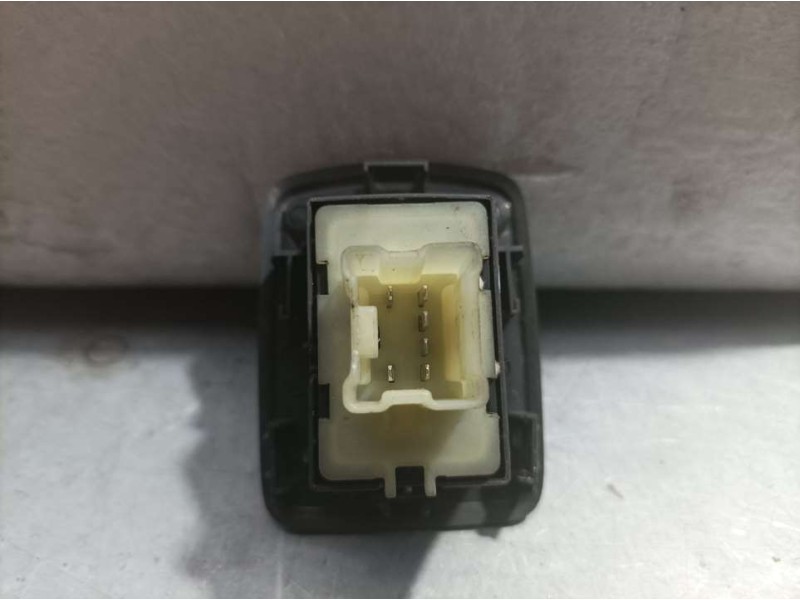 Recambio de mando elevalunas delantero derecho para dacia lodgy ambiance referencia OEM IAM 254217475R  