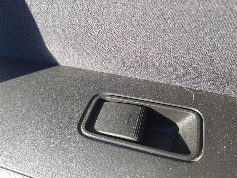 Recambio de mando elevalunas trasero izquierdo para mazda 6 sedán (gh) 1.8 mzr referencia OEM IAM GDK566380A  