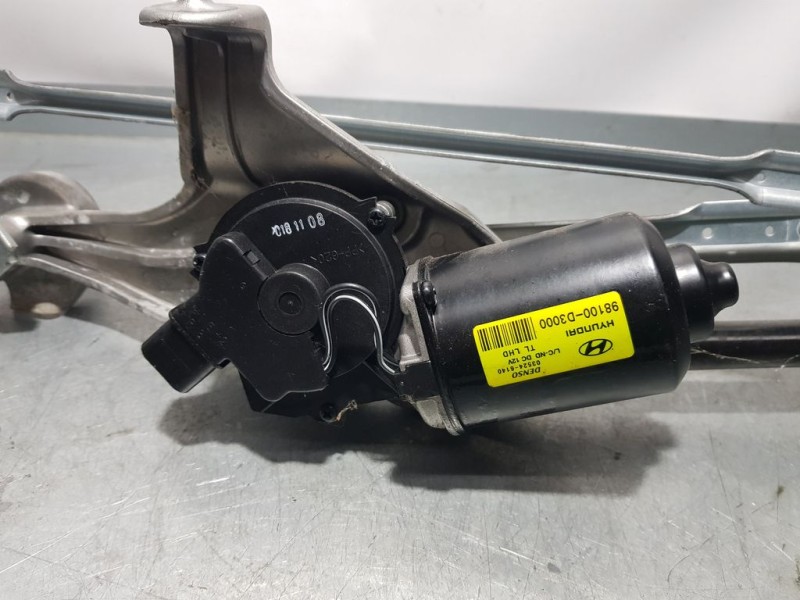 Recambio de motor limpia delantero para hyundai tucson essence 2wd referencia OEM IAM 98100D3000 035246140 DENSO