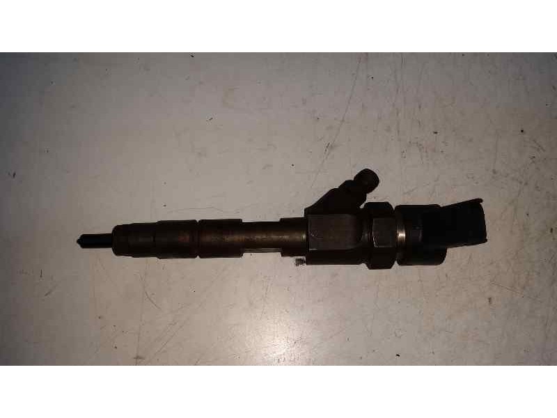 Recambio de inyector para nissan primastar (x83) 1.9 dci diesel cat referencia OEM IAM 0445110021 7700111014 BOSCH