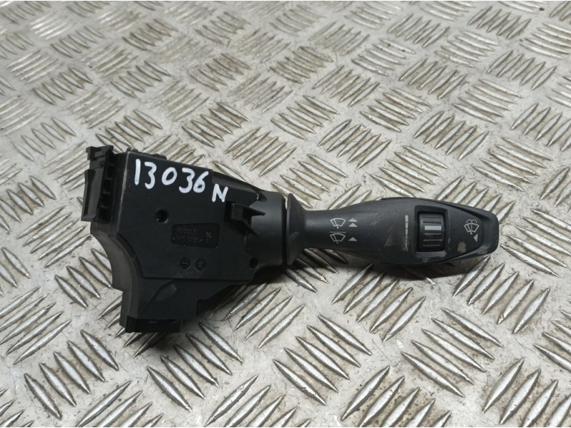 Recambio de mando limpia para ford fiesta (cb1) sport referencia OEM IAM 8A6T17A553AC  