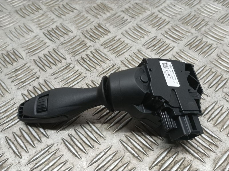 Recambio de mando limpia para ford fiesta (cb1) sport referencia OEM IAM 8A6T17A553AC  