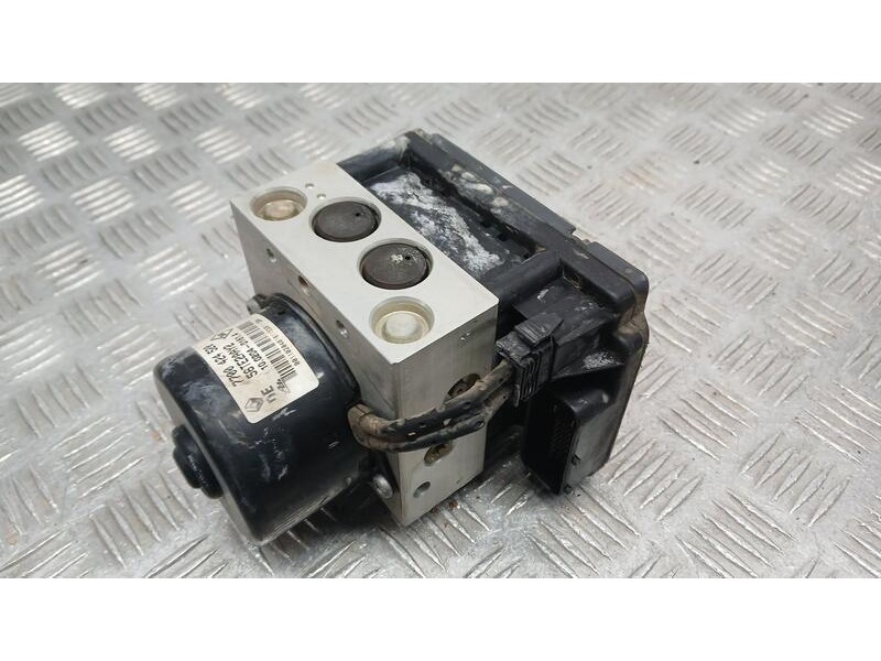 Recambio de abs para renault laguna (b56) referencia OEM IAM 7700424520 ATE 10020401614