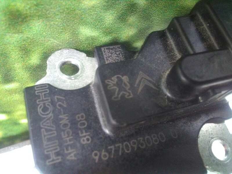 Recambio de caudalimetro para citroën berlingo cuadro l1 referencia OEM IAM 9677093080 AFH50M27 HITACHI