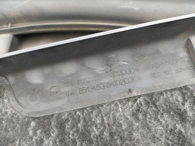 Recambio de tapa motor para bmw x5 (f15) xdrive 40d referencia OEM IAM 8513453  