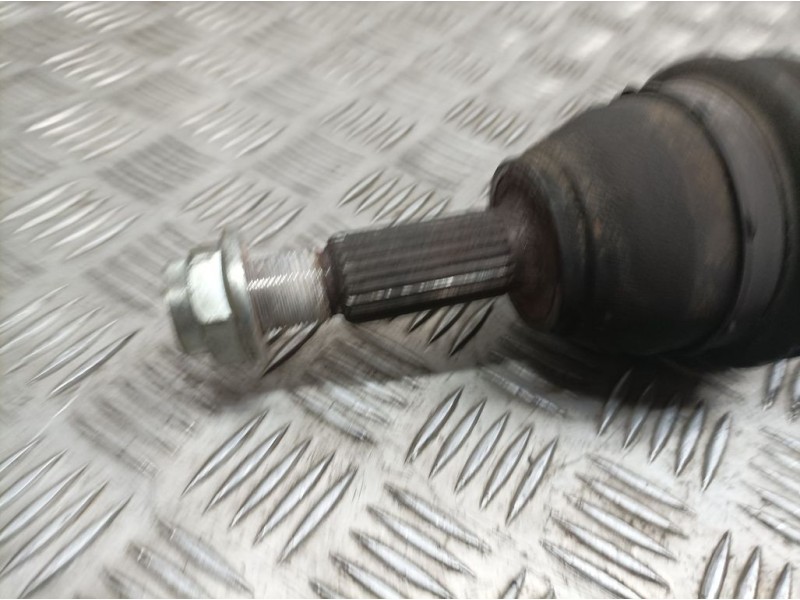 Recambio de transmision delantera derecha para ford fiesta (cb1) sport referencia OEM IAM 8V513B436CA  