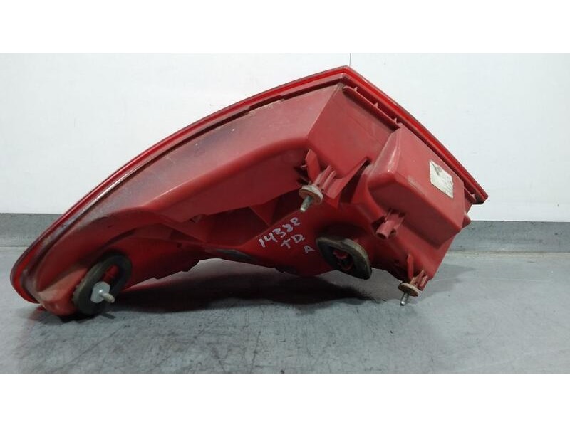 Recambio de piloto trasero derecho para bmw serie 7 (f01/f02) 730d referencia OEM IAM 7182198 EXTERIOR / Tocado EXTERIOR / Tocad