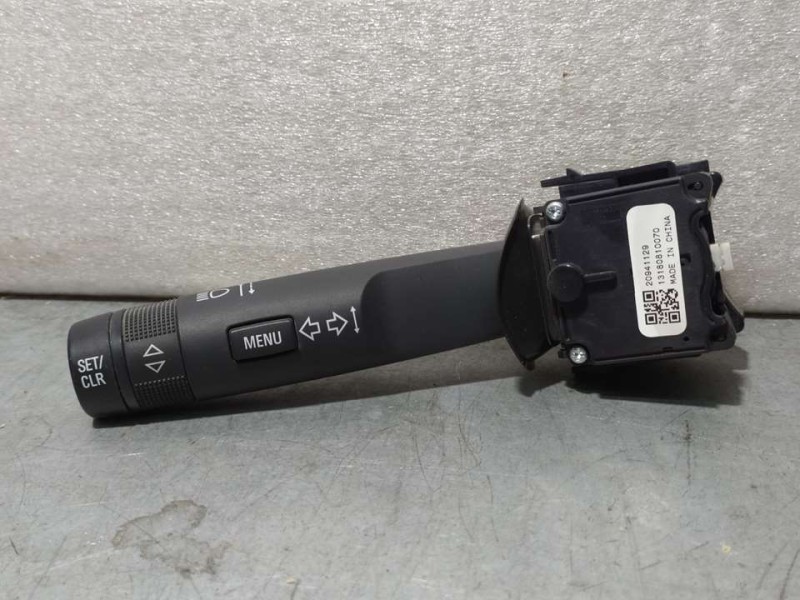 Recambio de mando intermitentes para chevrolet cruze hatchback lt referencia OEM IAM 20941129  