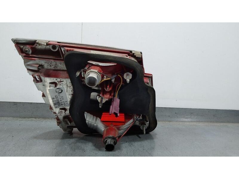 Recambio de piloto trasero derecho para bmw serie 7 (f01/f02) 730d referencia OEM IAM 7182206 INTERIOR INTERIOR