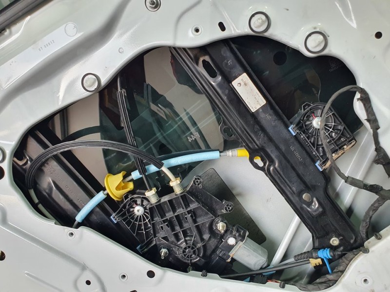 Recambio de elevalunas trasero izquierdo para bmw serie 2 gran coupe (f44) 220d aventage 4p referencia OEM IAM 7365257E C1333710