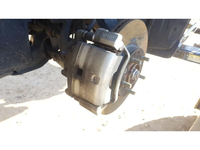 Recambio de pinza freno delantera izquierda para mazda 6 sedán (gh) 1.8 mzr referencia OEM IAM GS1D3371X  