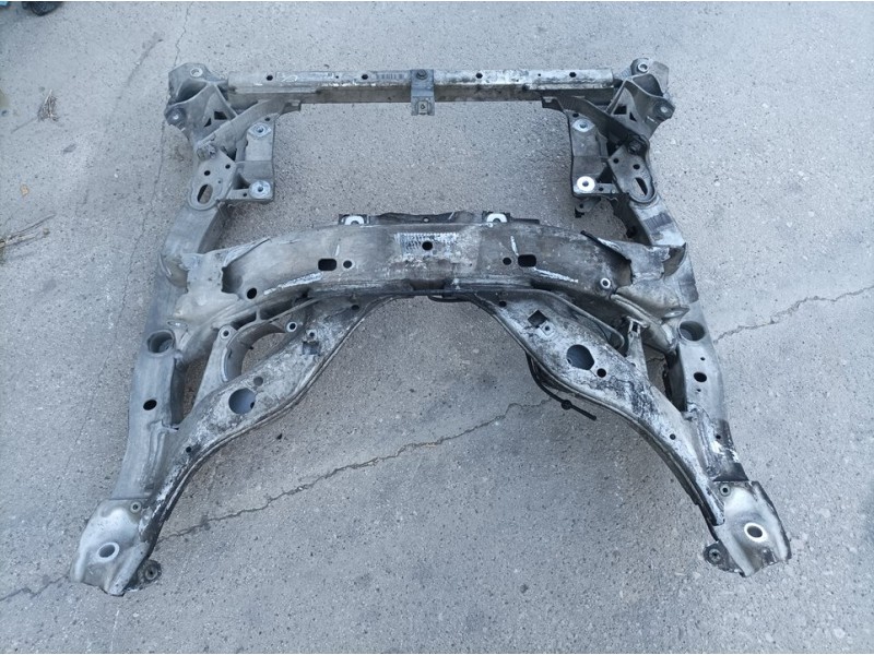 Recambio de puente delantero para bmw serie 7 (f01/f02) 730d referencia OEM IAM 6796693 VT6N54LL 