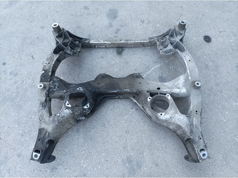 Recambio de puente delantero para bmw serie 7 (f01/f02) 730d referencia OEM IAM 6796693 VT6N54LL 