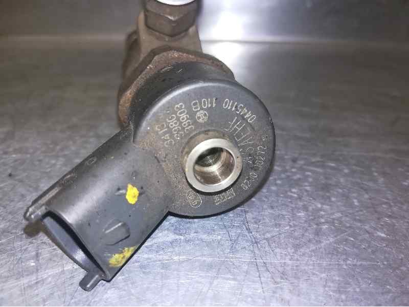 Recambio de inyector para renault megane ii berlina 3p 1.9 dci diesel fap referencia OEM IAM 0445110110B 8200100272 BOSCH
