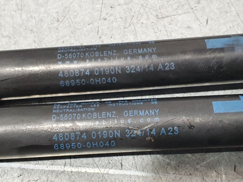 Recambio de amortiguadores maletero / porton para peugeot 108 active referencia OEM IAM 689500H040  190N