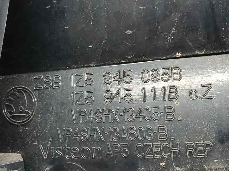 Recambio de piloto trasero izquierdo para skoda octavia berlina (1z3) collection referencia OEM IAM 1Z5945111B  