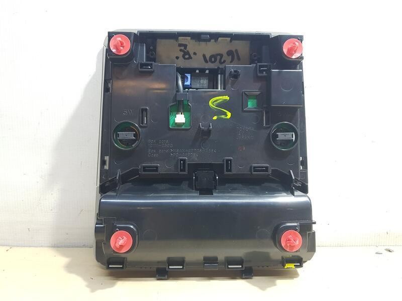 Recambio de luz interior para toyota rav4 hybrid 4x4 advance referencia OEM IAM 1D111259G  