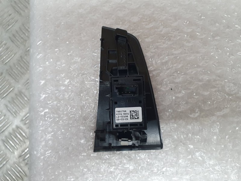 Recambio de mando elevalunas delantero derecho para bmw serie 2 gran coupe (f44) 220d aventage 4p referencia OEM IAM 7950756  