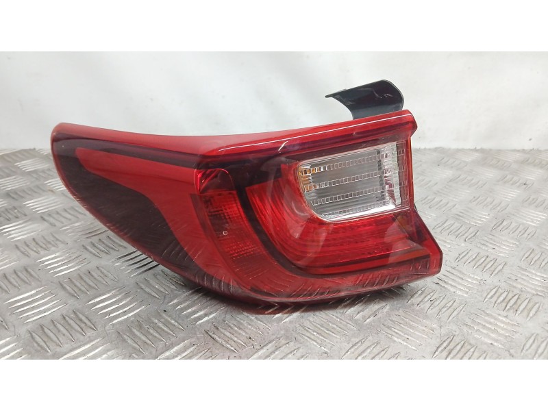 Recambio de piloto trasero izquierdo exterior para kia stonic (yb) 1.2 cvvt referencia OEM IAM 92401H8400  