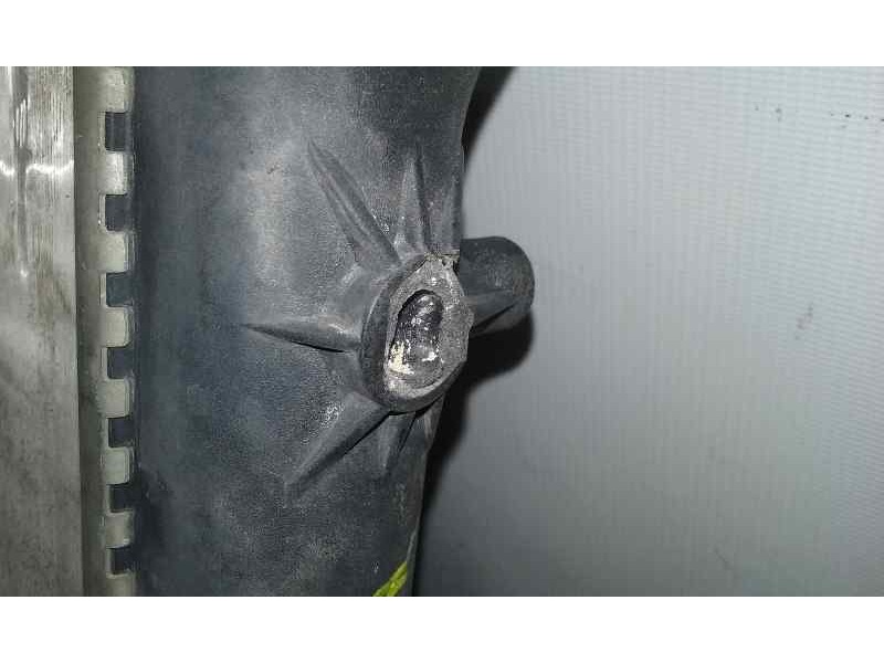 Recambio de radiador agua para audi a3 (8l) 1.6 ambiente referencia OEM IAM 1J0121253N  PATA ROTA