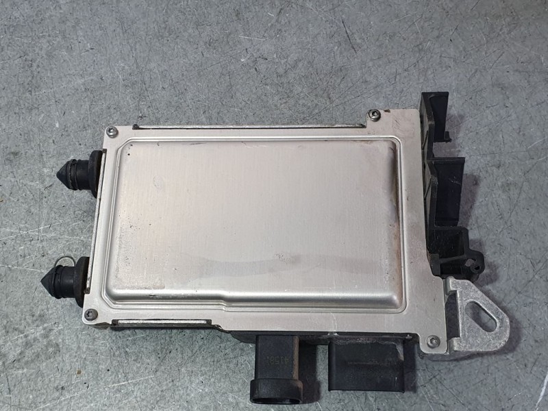 Recambio de centralita start / stop para citroën c4 space tourer pure tech referencia OEM IAM 9819598180 28535617 DELPHI