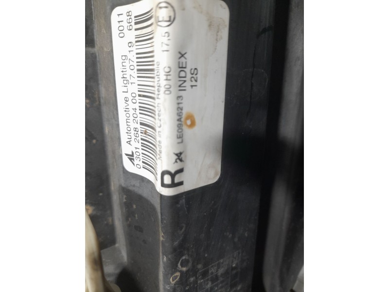 Recambio de faro derecho para volkswagen touran (1t3) 1.6 tdi referencia OEM IAM 030126820400  