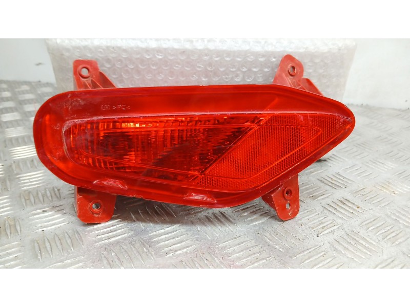 Recambio de piloto trasero izquierdo paragolpes para kia stonic (yb) 1.2 cvvt referencia OEM IAM 92405H8410  