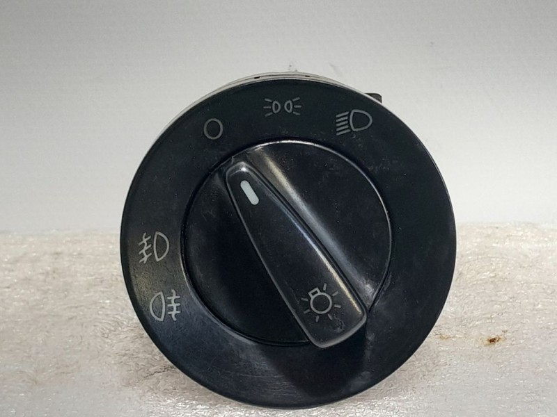 Recambio de mando luces para skoda octavia berlina (1u2) elegance referencia OEM IAM 3B0941531C  