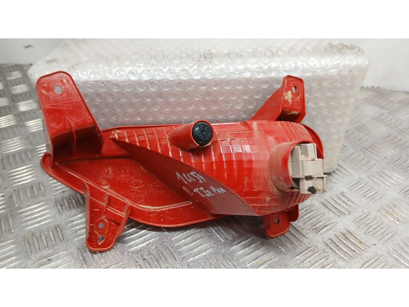 Recambio de piloto trasero izquierdo paragolpes para kia stonic (yb) 1.2 cvvt referencia OEM IAM 92405H8410  