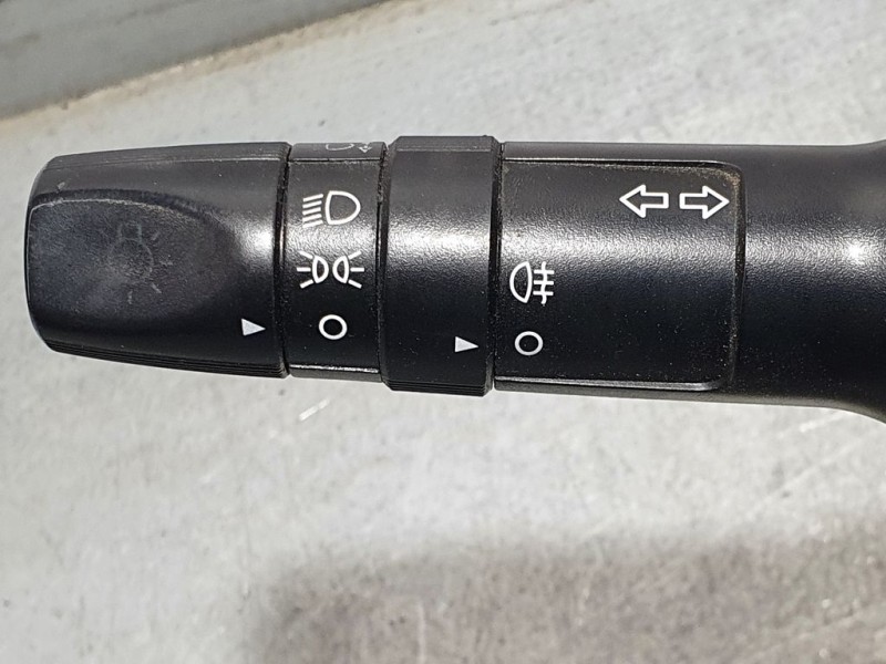 Recambio de mando luces para kia picanto concept referencia OEM IAM 934101R520  