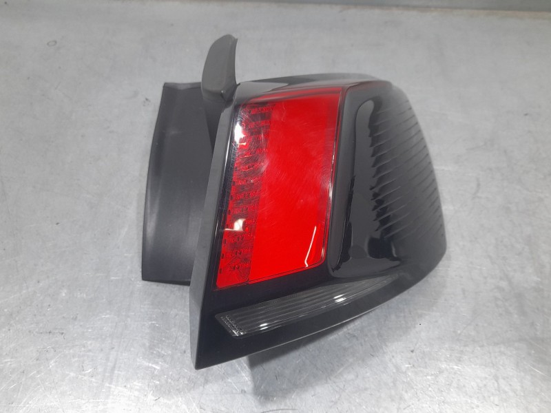 Recambio de piloto trasero derecho para peugeot 3008 active referencia OEM IAM 9810477080 81550201 EXTERIOR