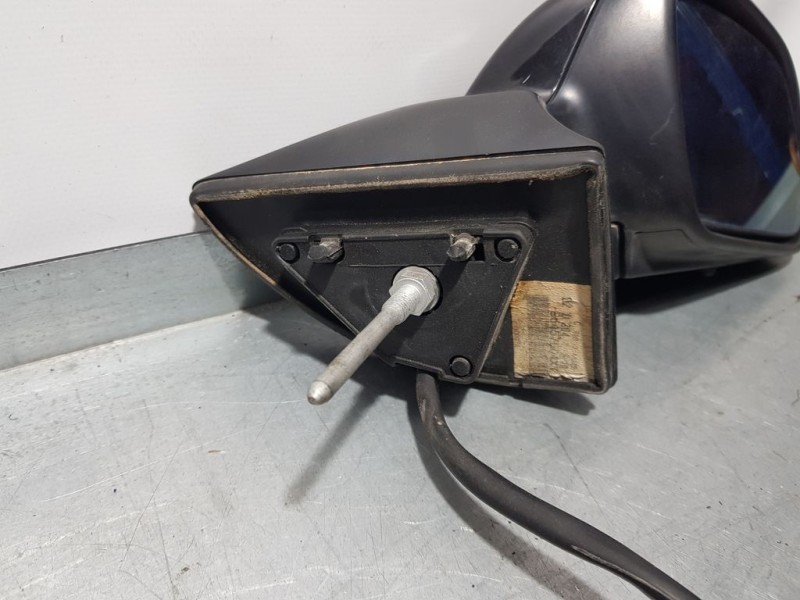 Recambio de retrovisor derecho para peugeot 407 sr confort referencia OEM IAM   ELÉCTRICO 8 CABLES , ROZADO