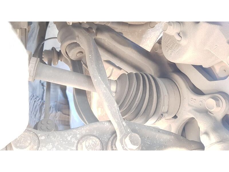 Recambio de transmision delantera izquierda para mazda 6 sedán (gh) 1.8 mzr referencia OEM IAM GD752560XC  