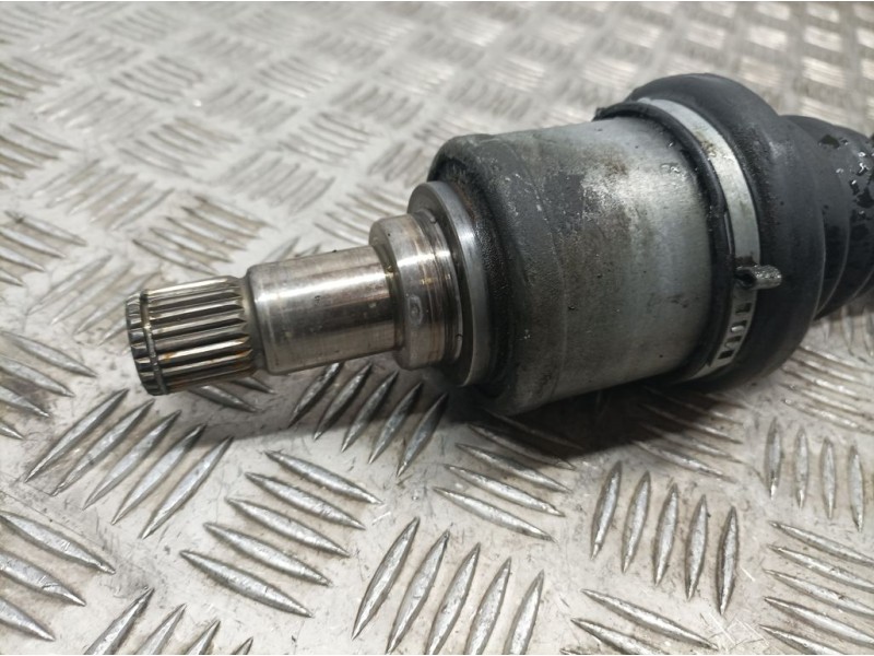 Recambio de transmision delantera izquierda para ford escort berlina/turnier cl berlina referencia OEM IAM   SIN REFERENCIA