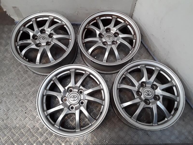 Recambio de juego llantas aluminio para toyota prius (_w3_) 1.8 hybrid (zvw3_) referencia OEM IAM 6.5X16 5 TORN ET39 ALUMINIO RO