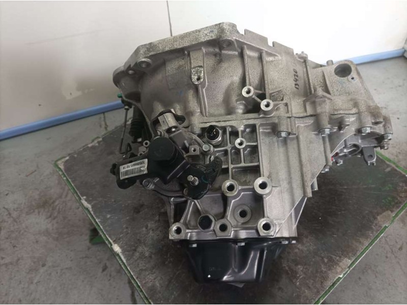 Recambio de caja cambios para hyundai i20 active tecno active bluedrive referencia OEM IAM TKM50B 646011 5VELOCIDADES