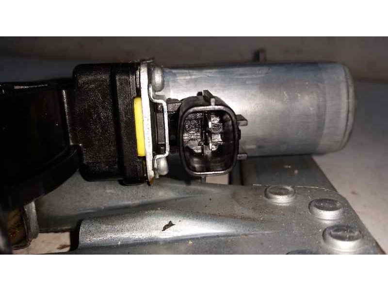 Recambio de elevalunas delantero derecho para dacia sandero ambiance referencia OEM IAM  2 PINS ELECTRICO