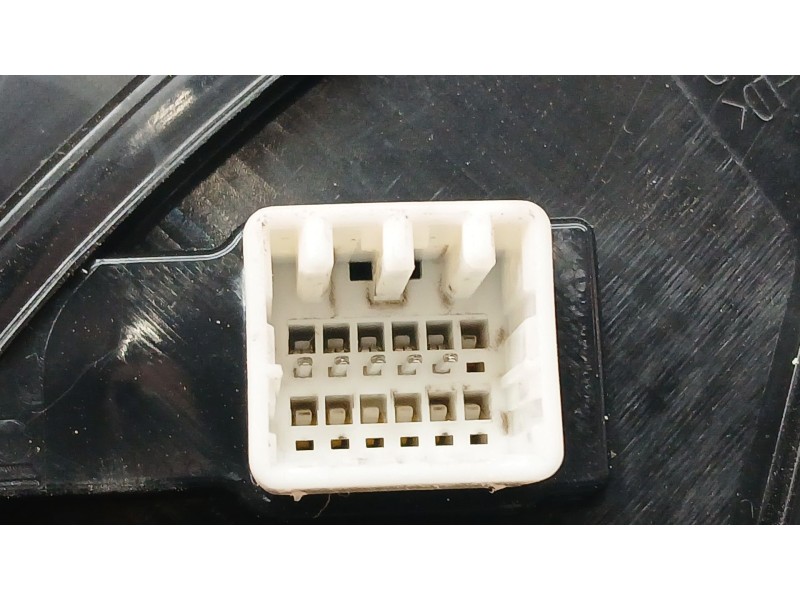 Recambio de retrovisor derecho para kia stonic (yb) 1.2 cvvt referencia OEM IAM 87620H8050UD ELECTRICO 5 PINS 