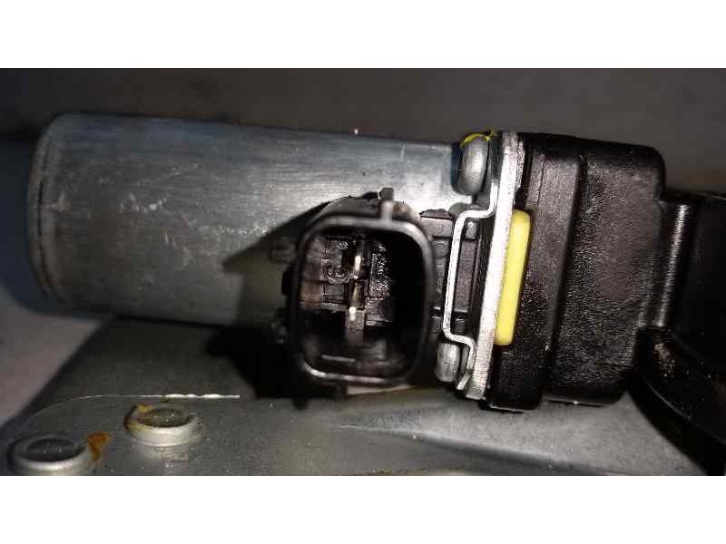 Recambio de elevalunas delantero izquierdo para dacia sandero ambiance referencia OEM IAM  2 PINS ELECTRICO