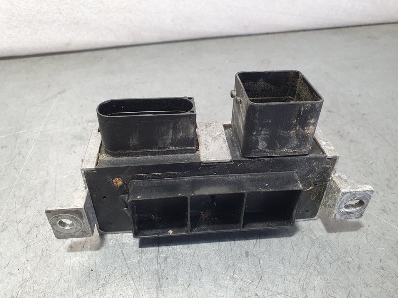 Recambio de rele para renault kangoo profesional referencia OEM IAM 271206395R  