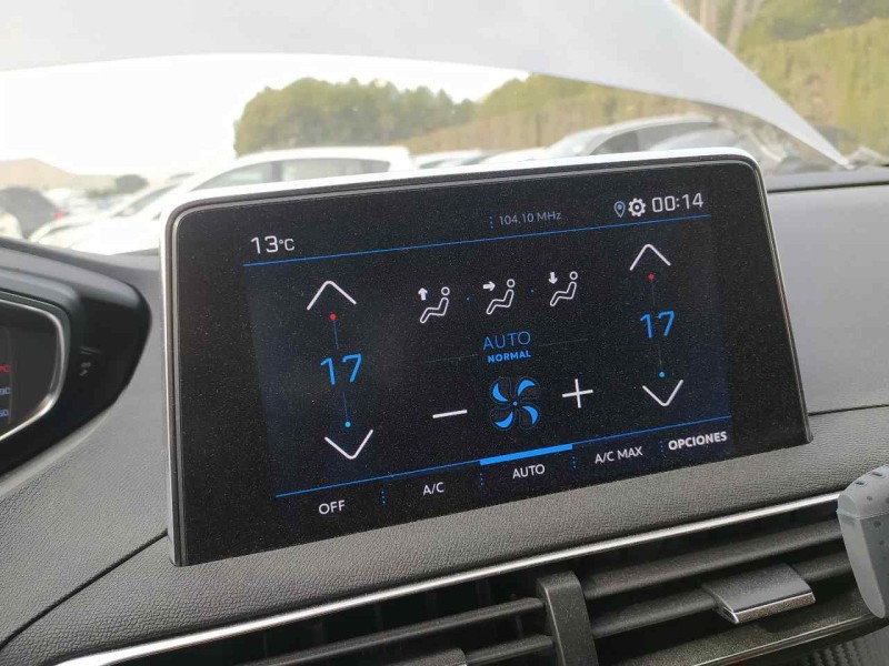 Recambio de sistema navegacion gps para peugeot 3008 active referencia OEM IAM 9830424280  503018801201