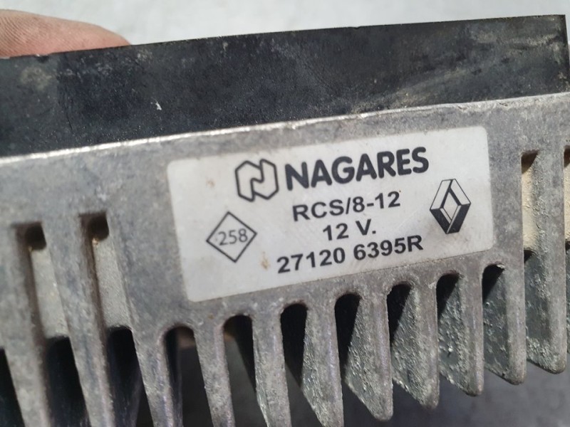 Recambio de rele para renault kangoo profesional referencia OEM IAM 271206395R  