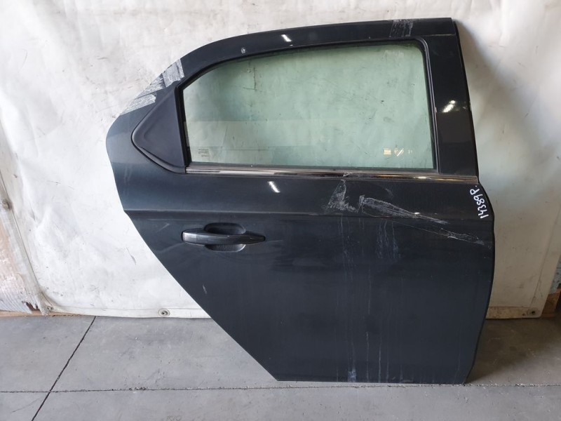 Recambio de puerta trasera derecha para citroën c-elysée shine referencia OEM IAM 9675190680  