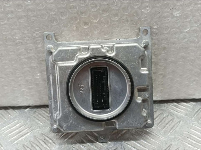 Recambio de centralita faros xenon para mazda cx-30 basis 2wd referencia OEM IAM DGK967890 W003T32171 MITSUBISHI