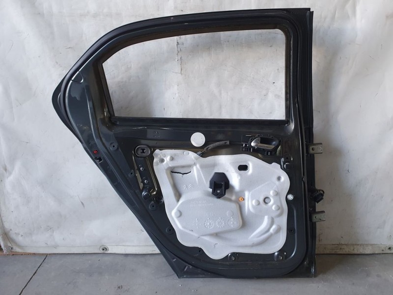 Recambio de puerta trasera izquierda para citroën c-elysée shine referencia OEM IAM 9675190780  